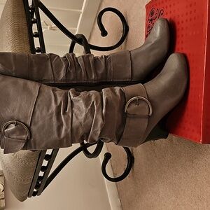 GRAY WEDGE HEEL NAUGHTY MONKEY KNEE HIGH BOOTS